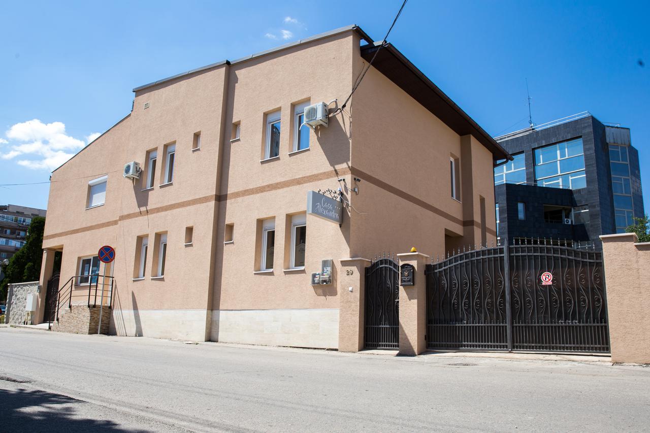 Casa Alexandra Hotel Deva Exterior photo
